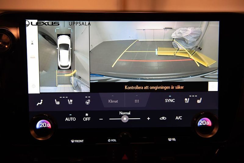 Lexus NX bild 15