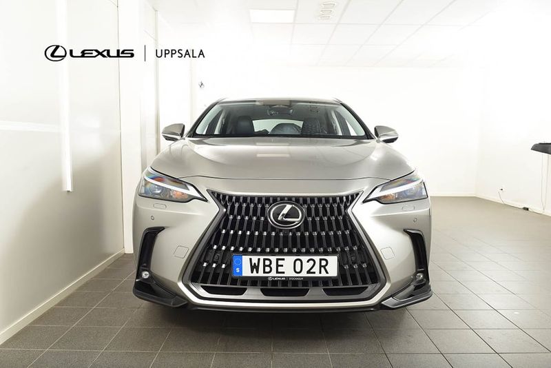 Lexus NX bild 5