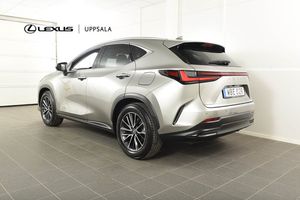 Lexus NX bild 3