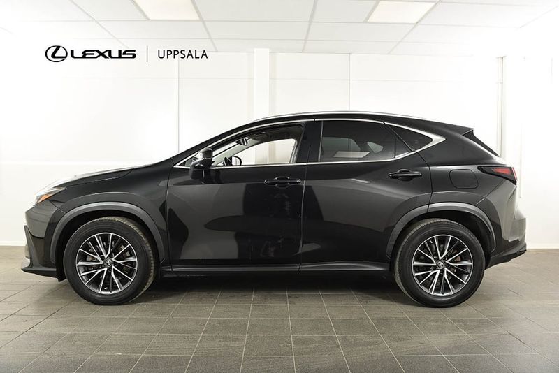 Lexus NX bild 3