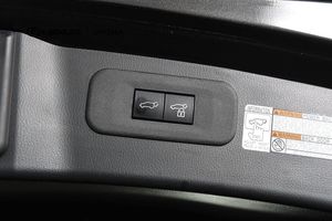 Lexus NX bild 10