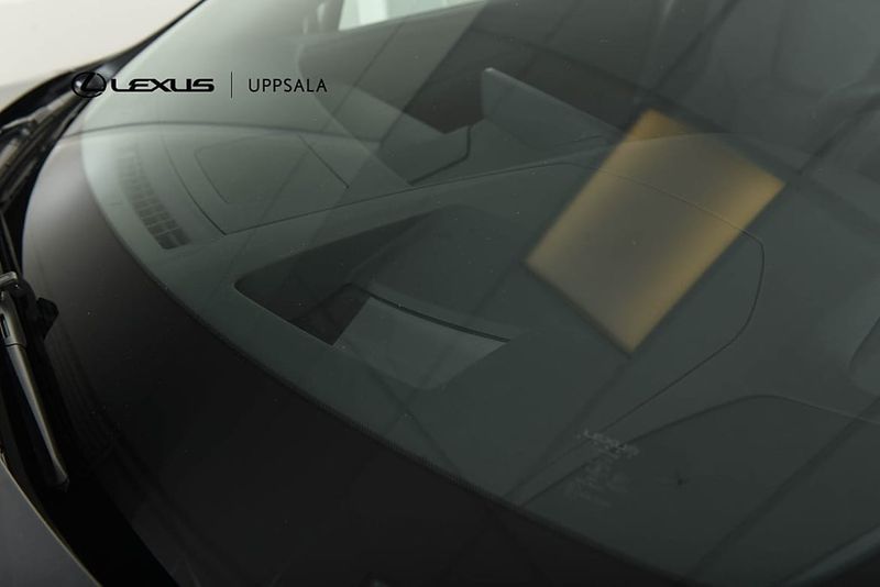 Lexus RX bild 17
