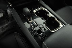 Lexus RX bild 13