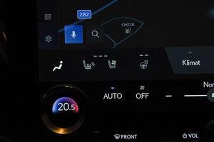 Lexus RX bild 19