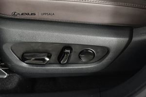 Lexus RX bild 13