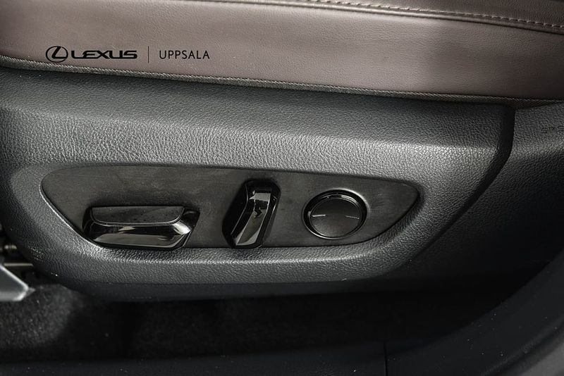 Lexus RX bild 13