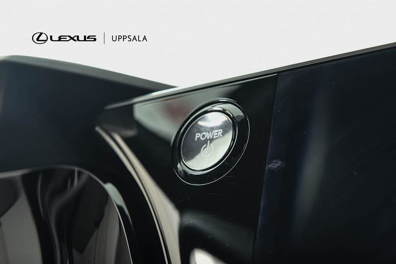Lexus RX bild 15