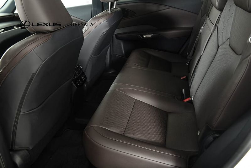 Lexus RX bild 7