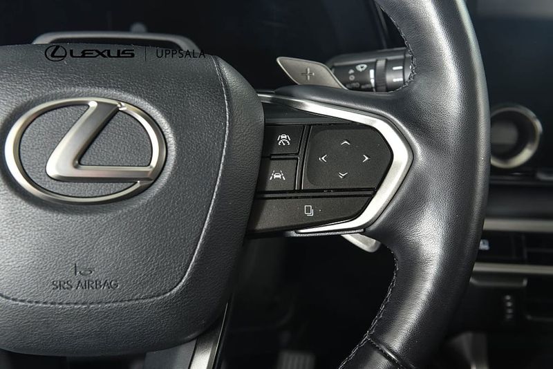 Lexus RX bild 14