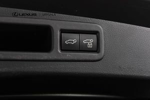 Lexus RX bild 11