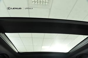 Lexus RX bild 9