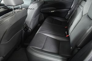 Lexus RX bild 7