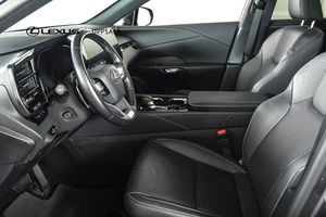 Lexus RX bild 6