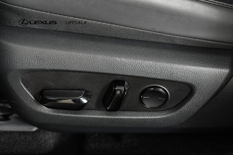 Lexus RX bild 13