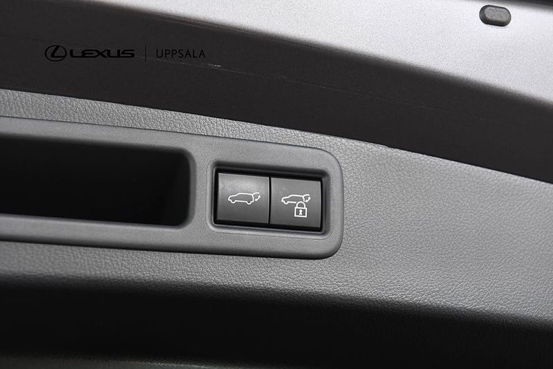 Lexus RX bild 11