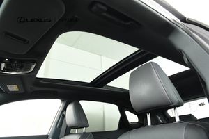 Lexus RX bild 14