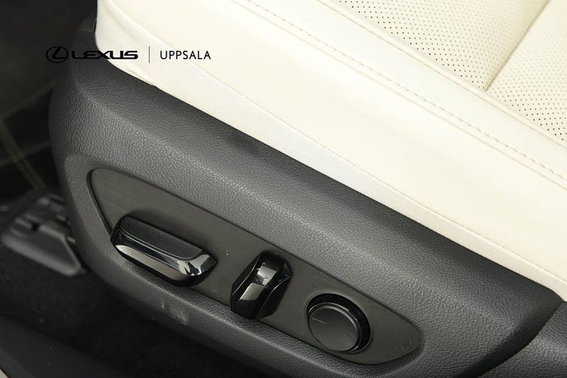 Lexus RX bild 13