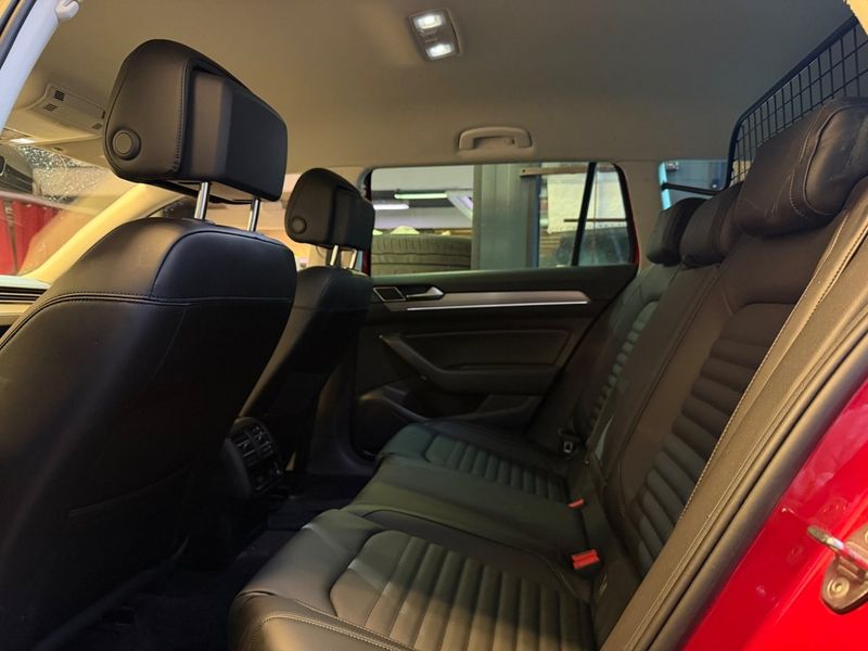 Volkswagen Passat bild 10