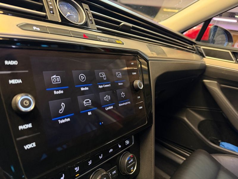 Volkswagen Passat bild 14