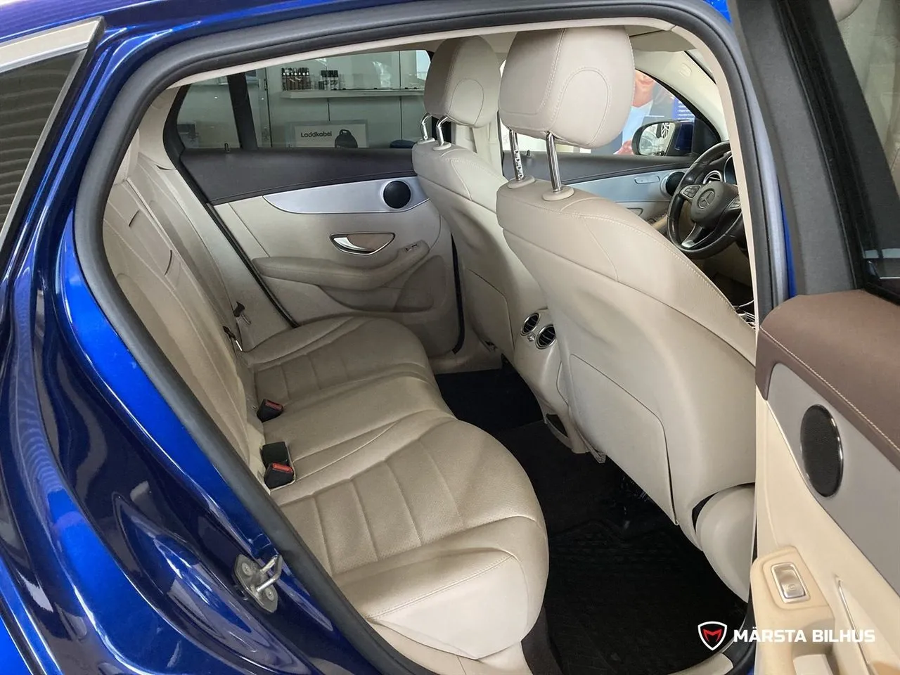 Mercedes GLC220 bild 9