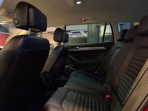 Volkswagen Passat bild 9