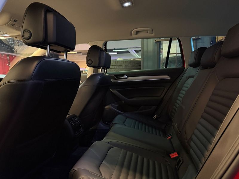 Volkswagen Passat bild 9