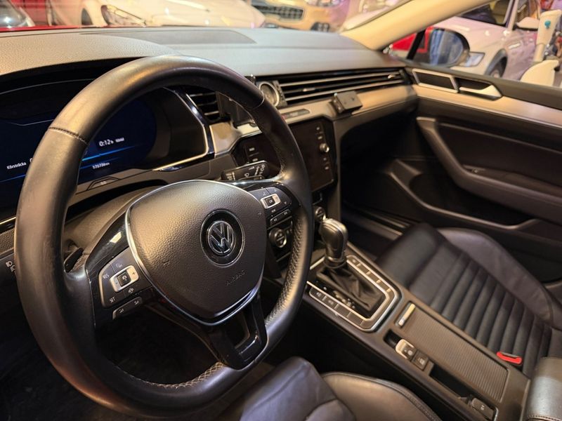 Volkswagen Passat bild 11