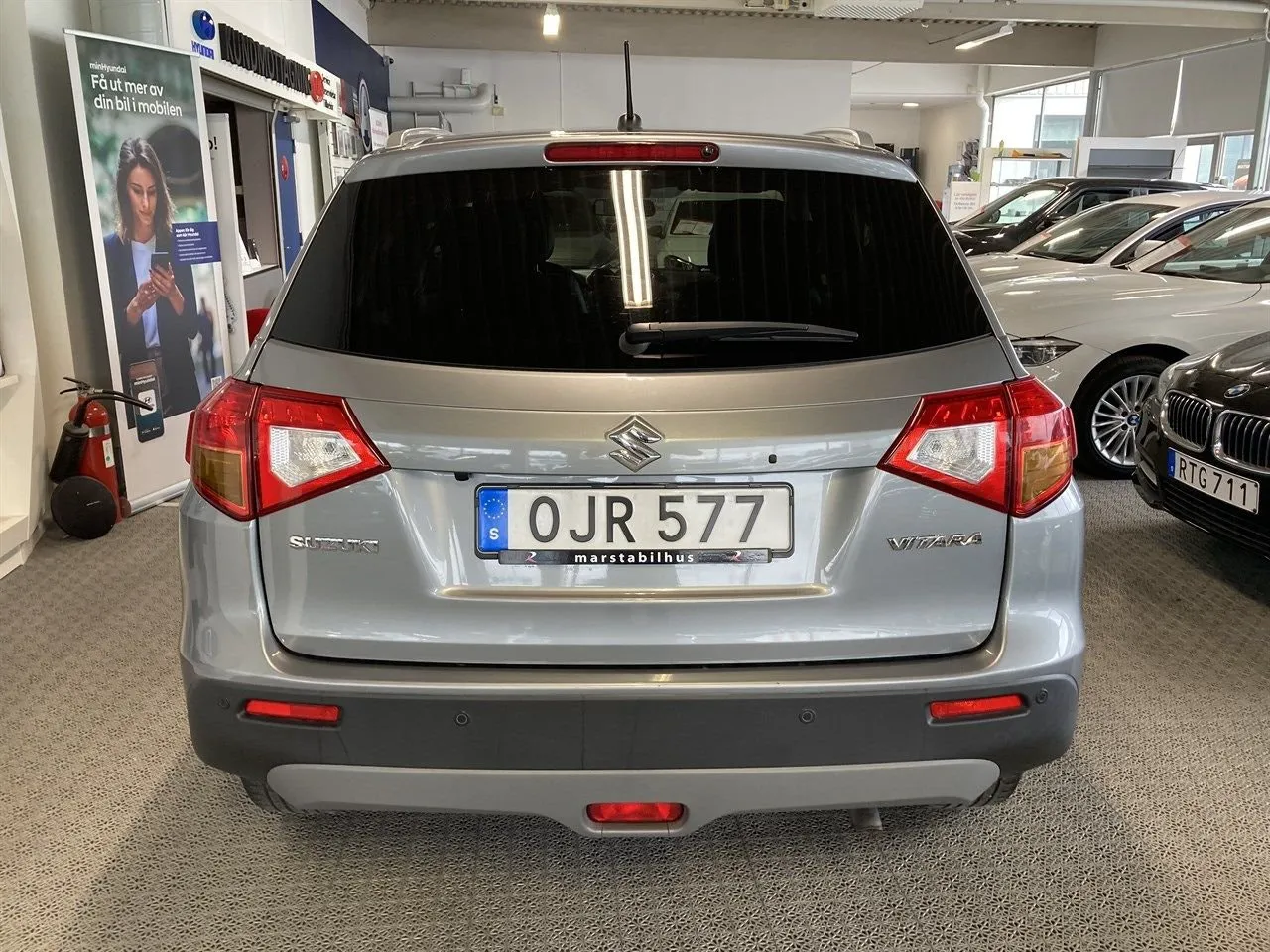 Vehicle image 5