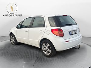 Suzuki SX4 bild 4