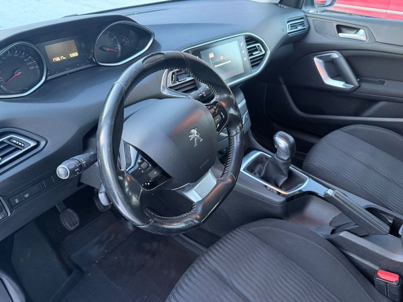 Peugeot 308 SW bild 12