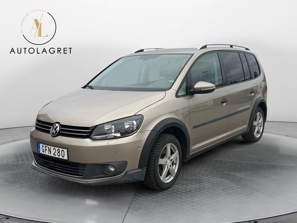 Volkswagen Touran Cross 7-sits Automat 1.4 TSI Cross Bakkamera Drag 140hk - 2015
