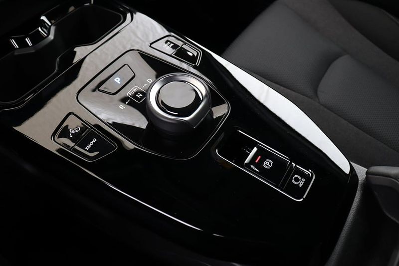 Suzuki e Vitara bild 15