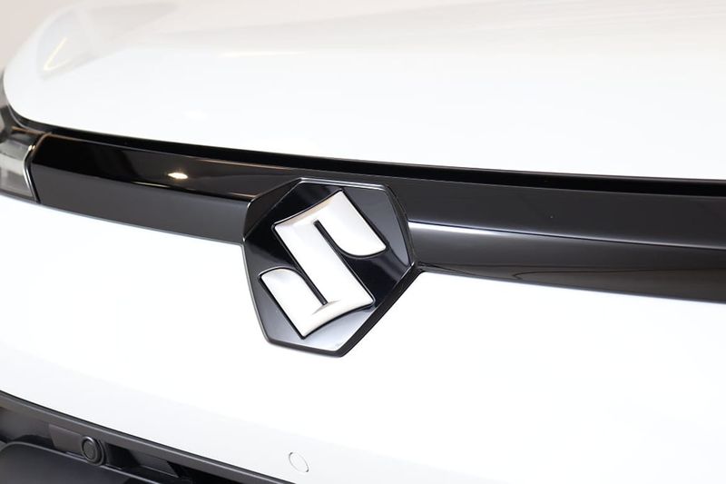 Suzuki e Vitara bild 4