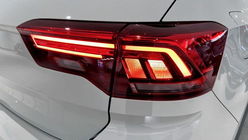 Volkswagen T-Roc bild 13
