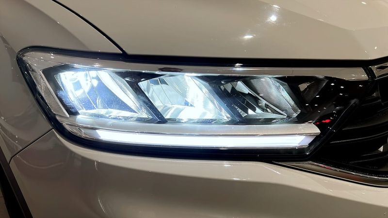 Volkswagen T-Roc bild 14