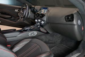 Aston Martin Vantage bild 12