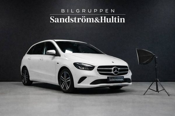 Mercedes B250 e Advantage / Navigation / 1 brukare - 2021
