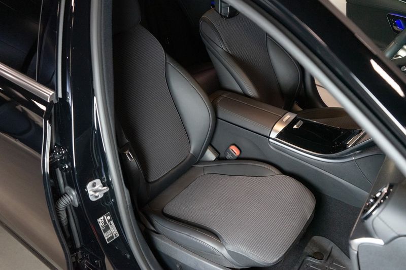 Mercedes C300 bild 15