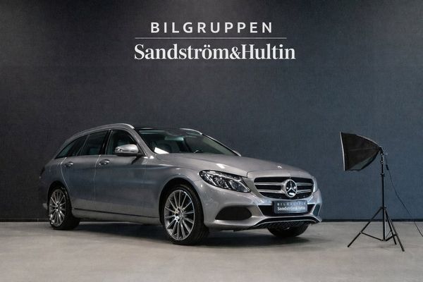 Mercedes C400 4MATIC 333hk Drag / Distronic / Burmester / Navi - 2016