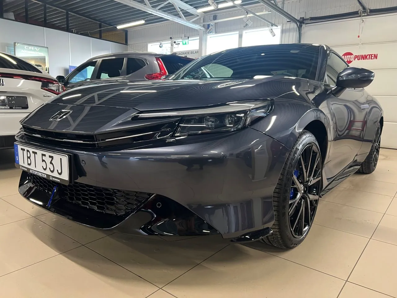 Vehicle image 20