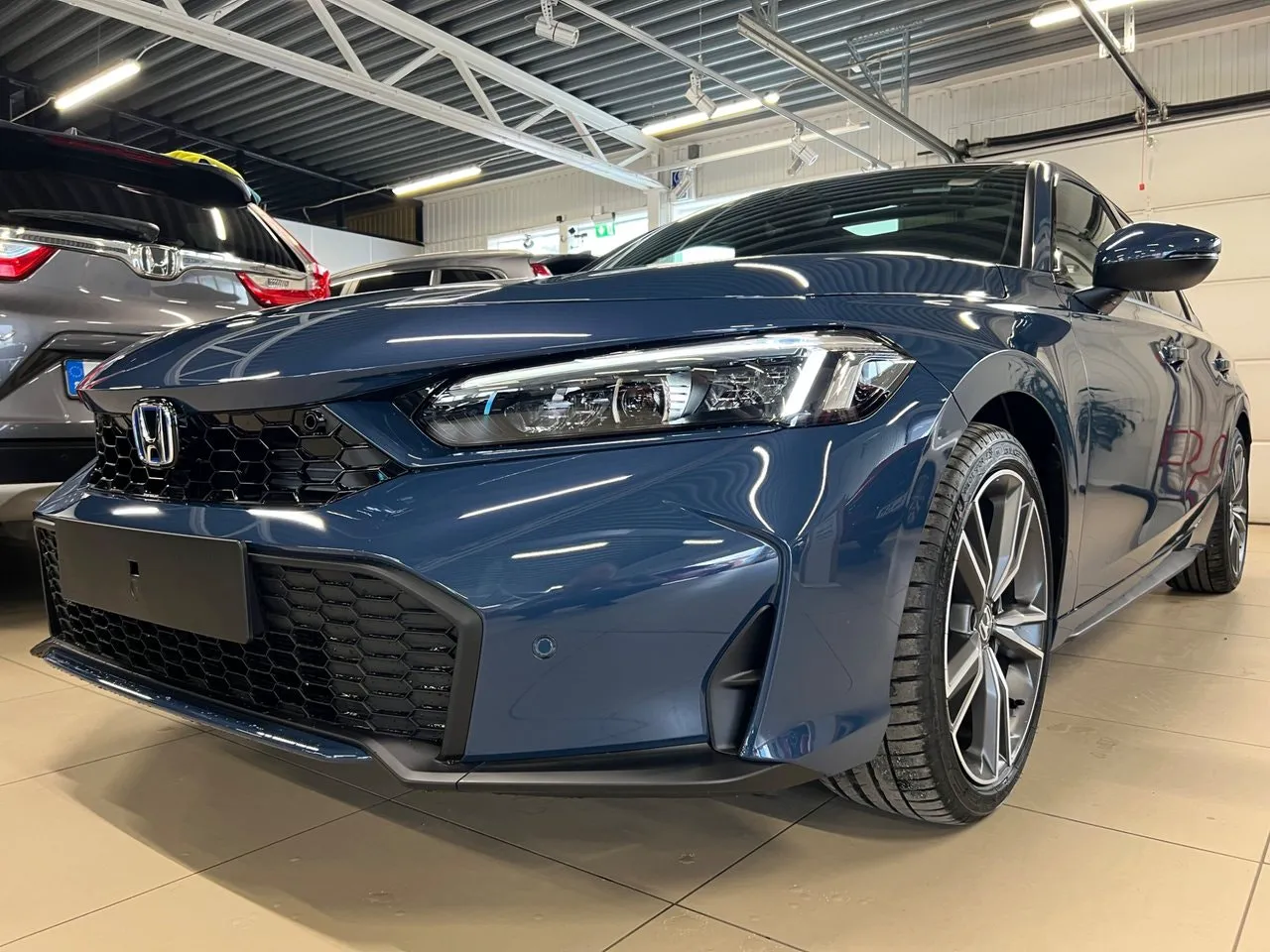 Vehicle image 19