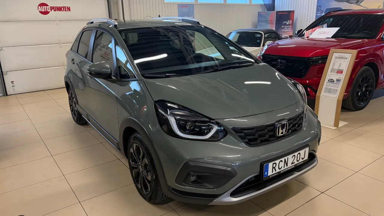 Vehicle image 1