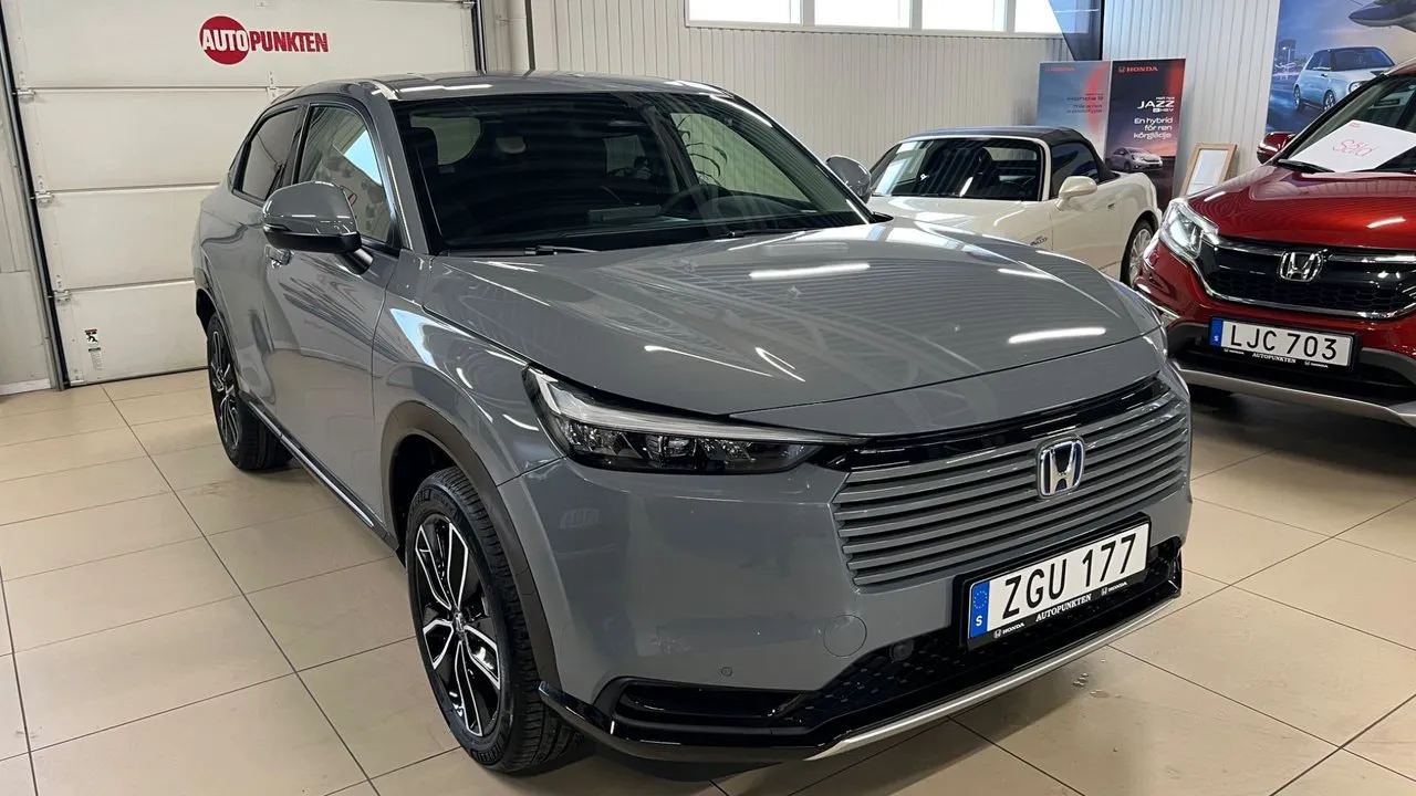 Vehicle image 1