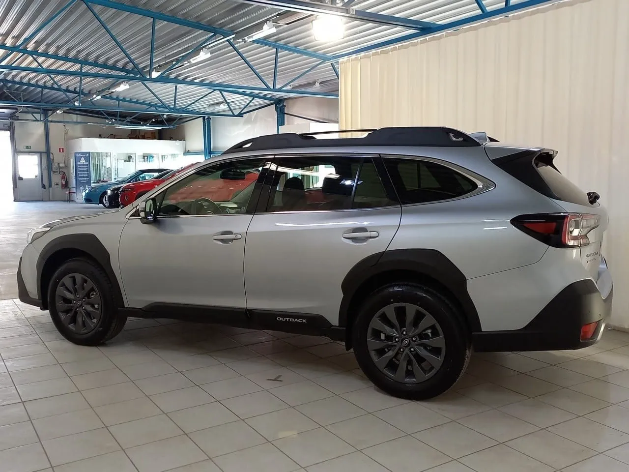 Vehicle image 6