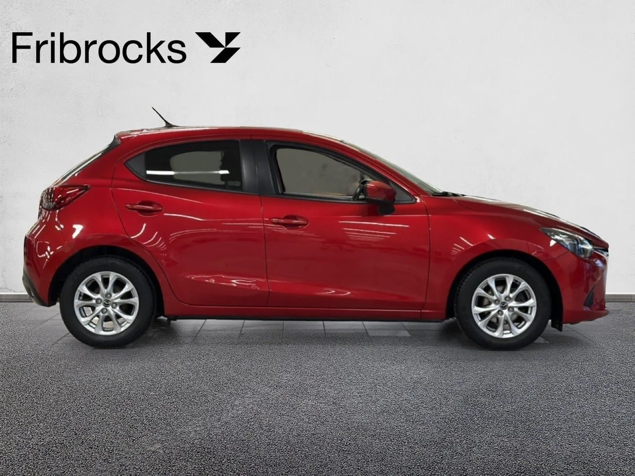 Vehicle image 5