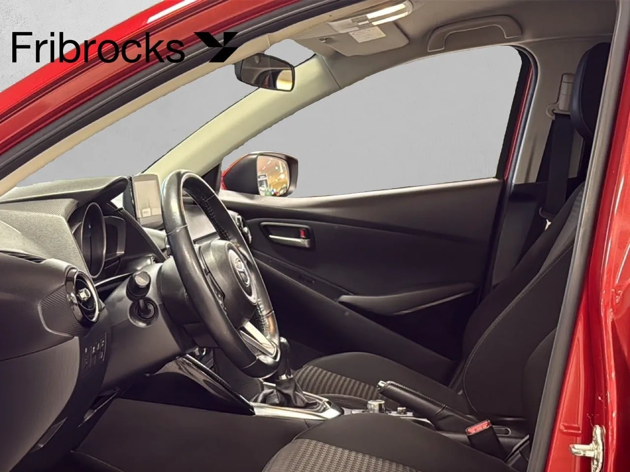 Vehicle image 8