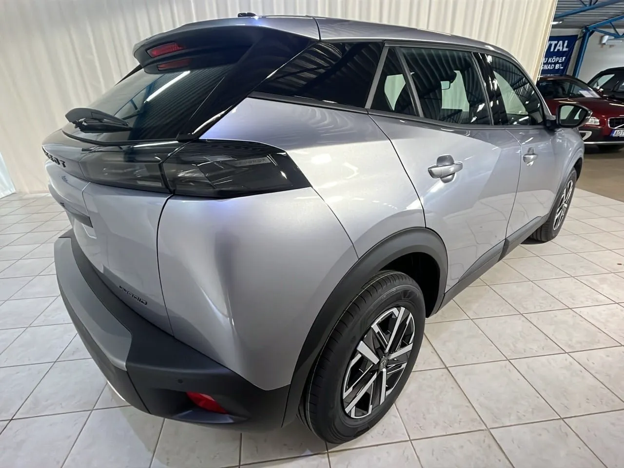 Vehicle image 2