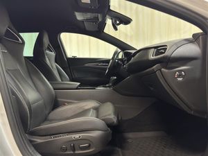 Opel Insignia bild 10