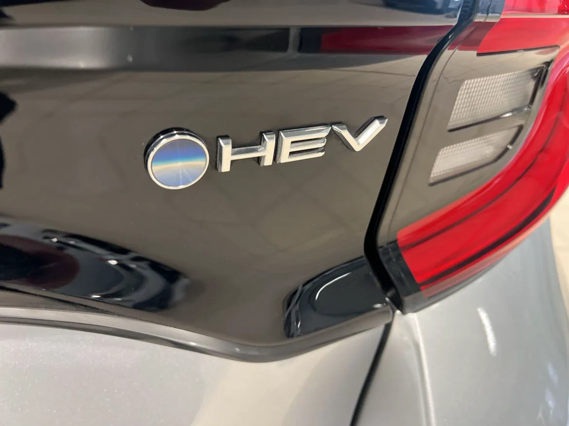 Vehicle image 20