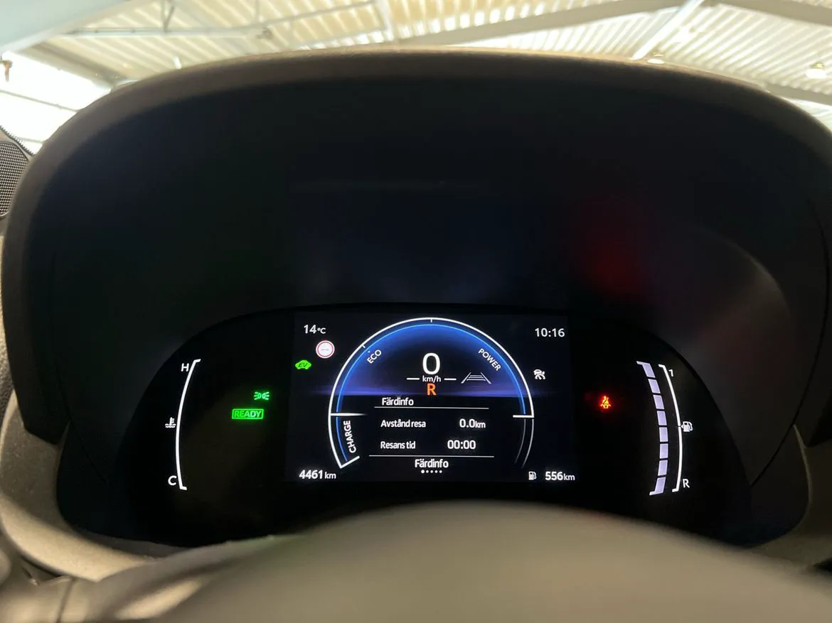 Vehicle image 21